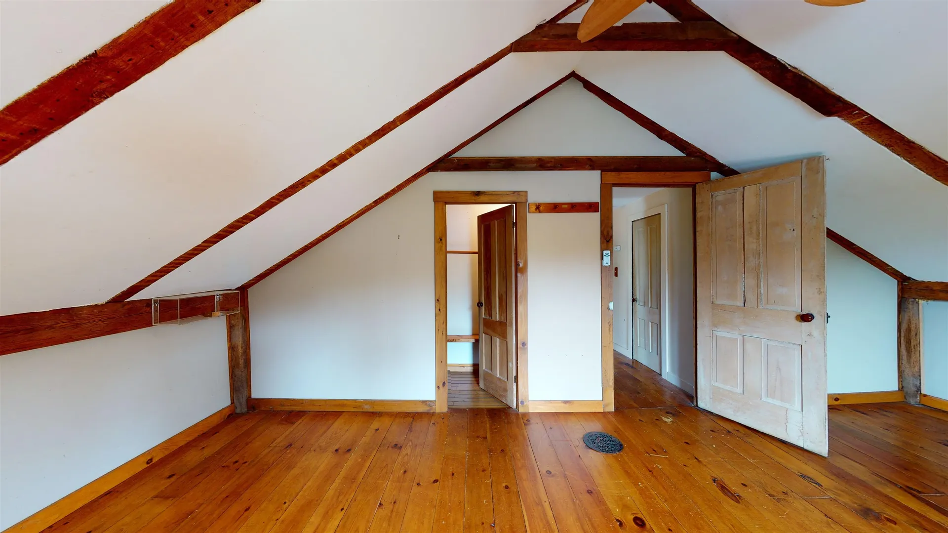 4003 River Road New Haven VT 05472