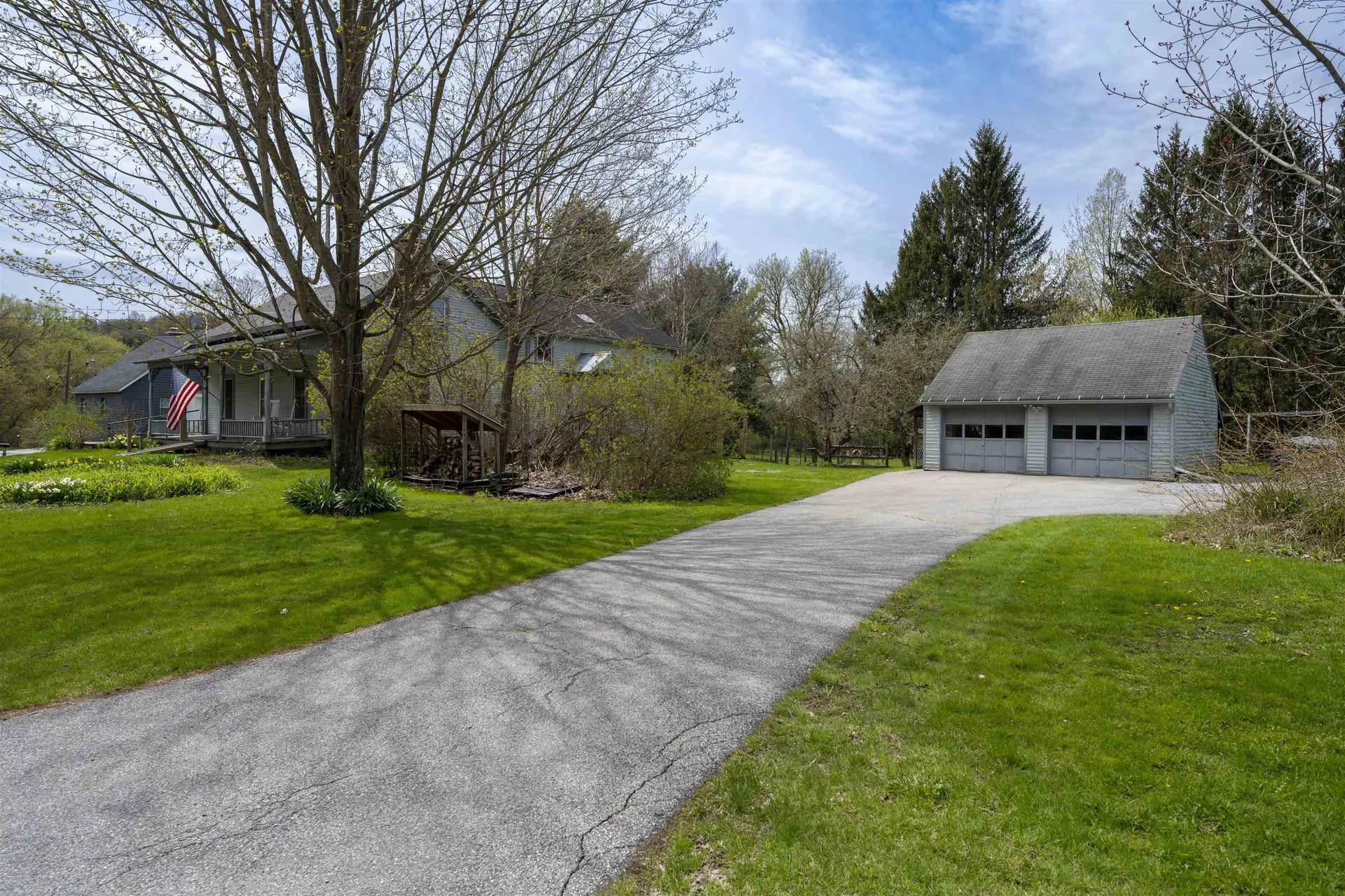 4003 River Road New Haven VT 05472