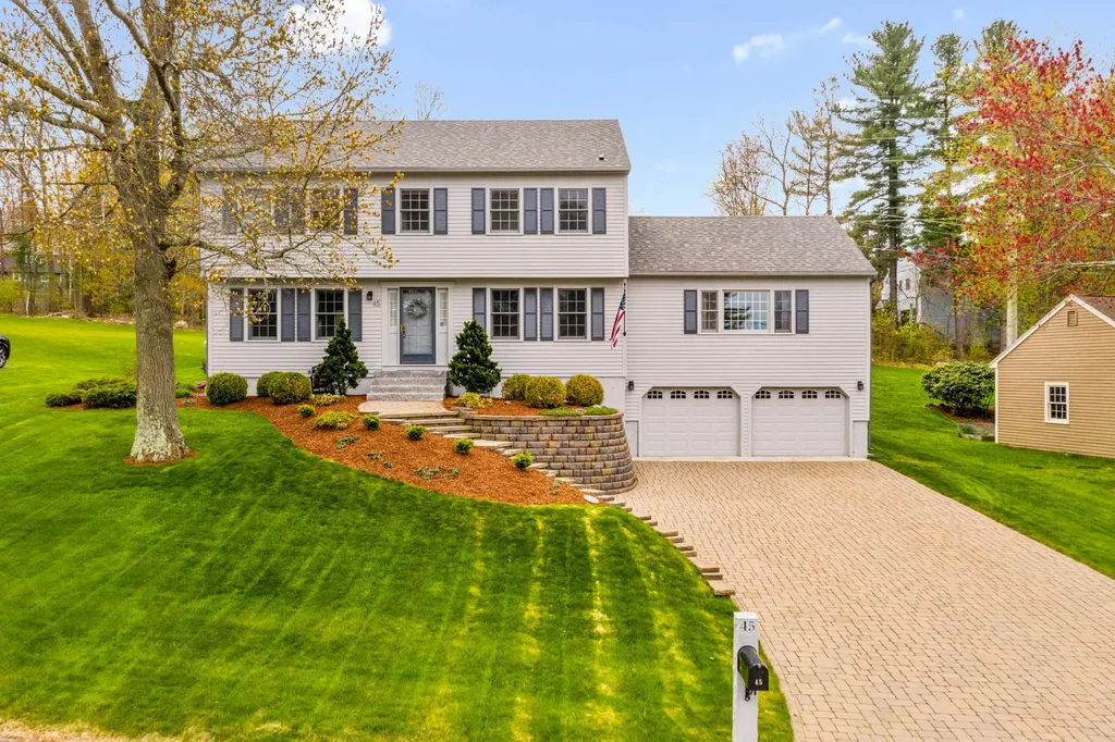 45 Timberline Drive Nashua NH 03062