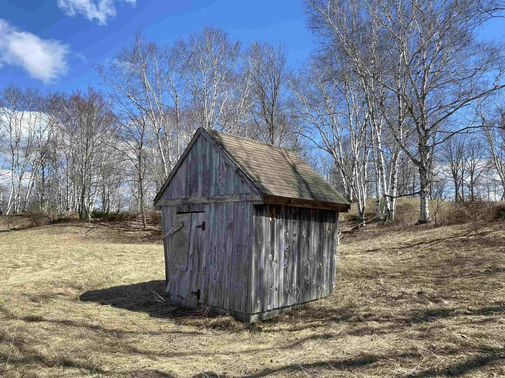 132 Advent Hill Road Hartland VT 05048