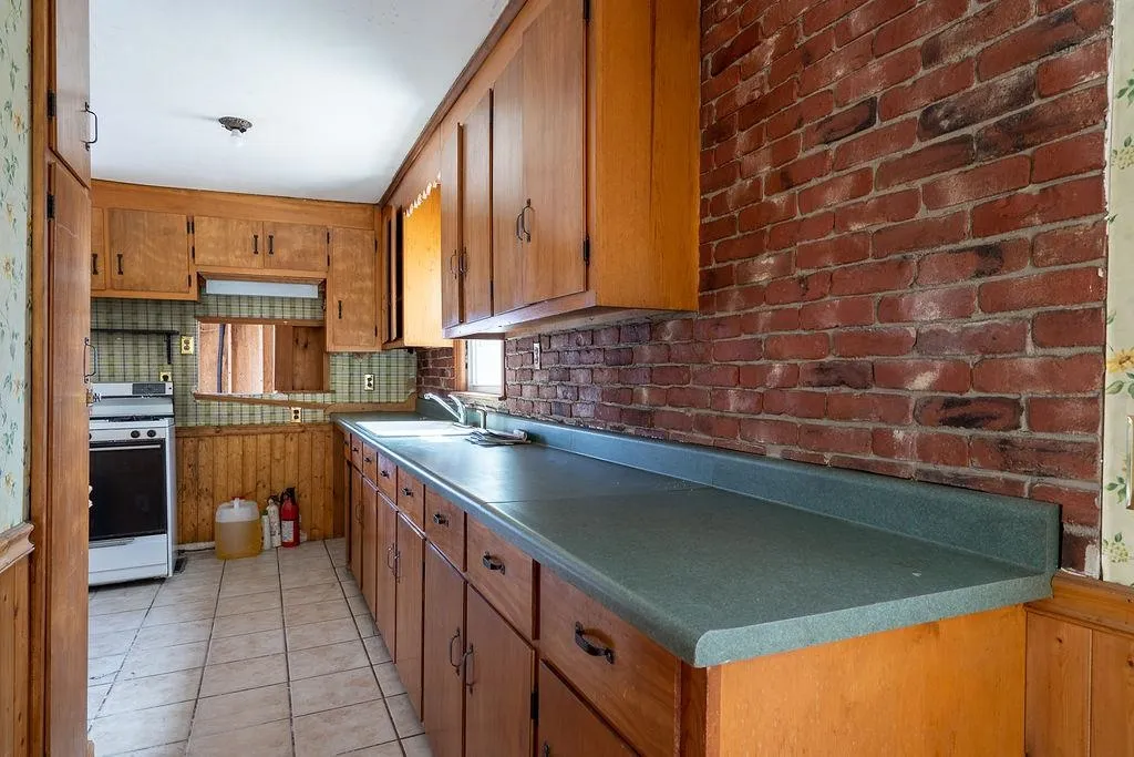 373 Catamount Road Northwood NH 03261