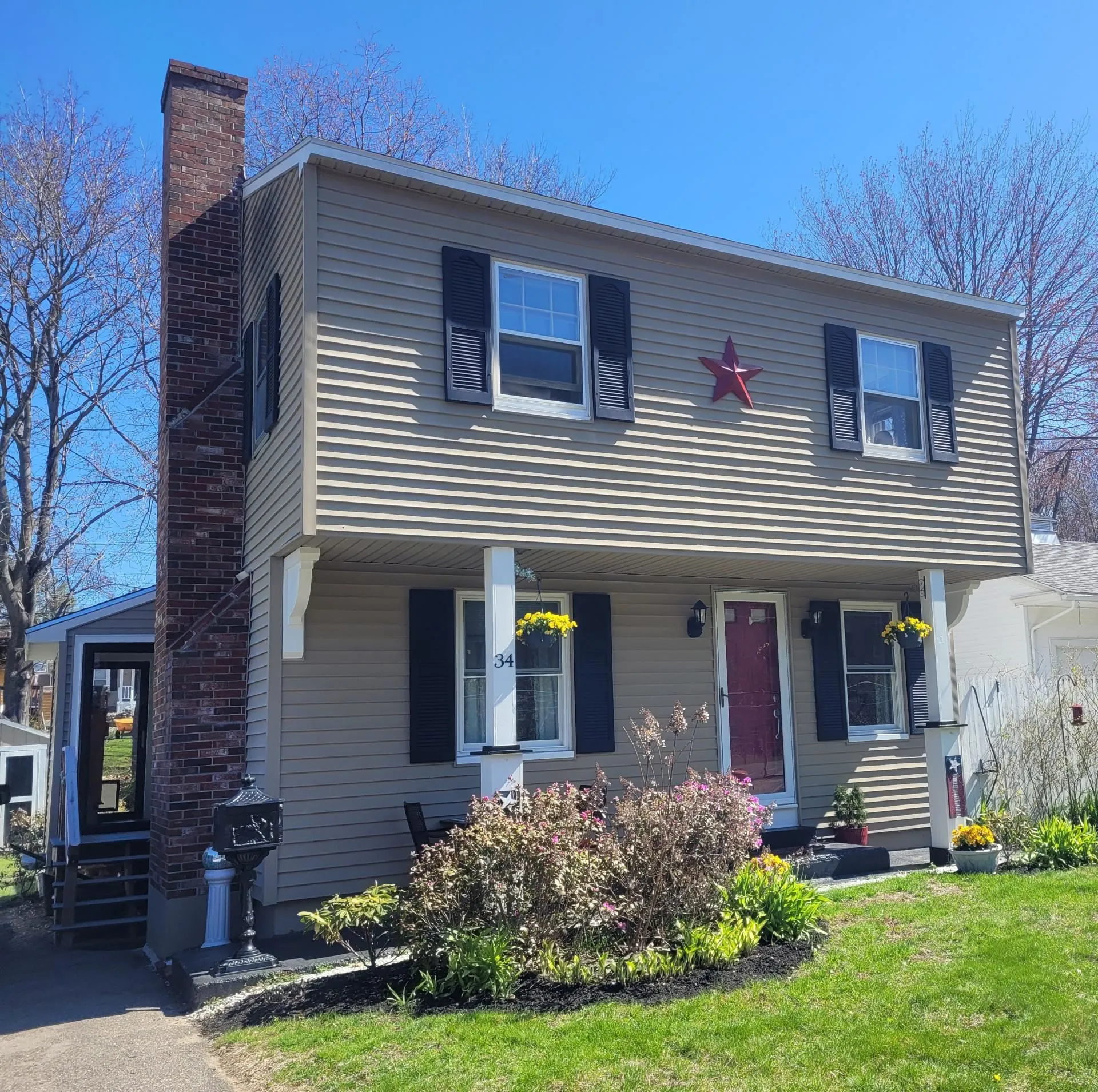 34 Crescent Street Laconia NH 03246