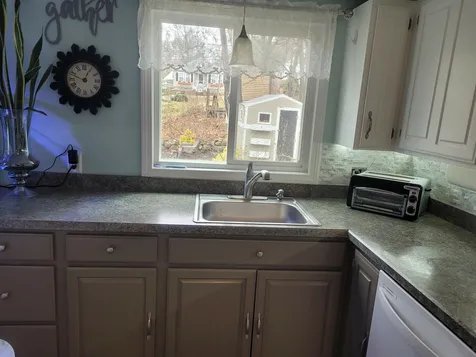 34 Crescent Street Laconia NH 03246