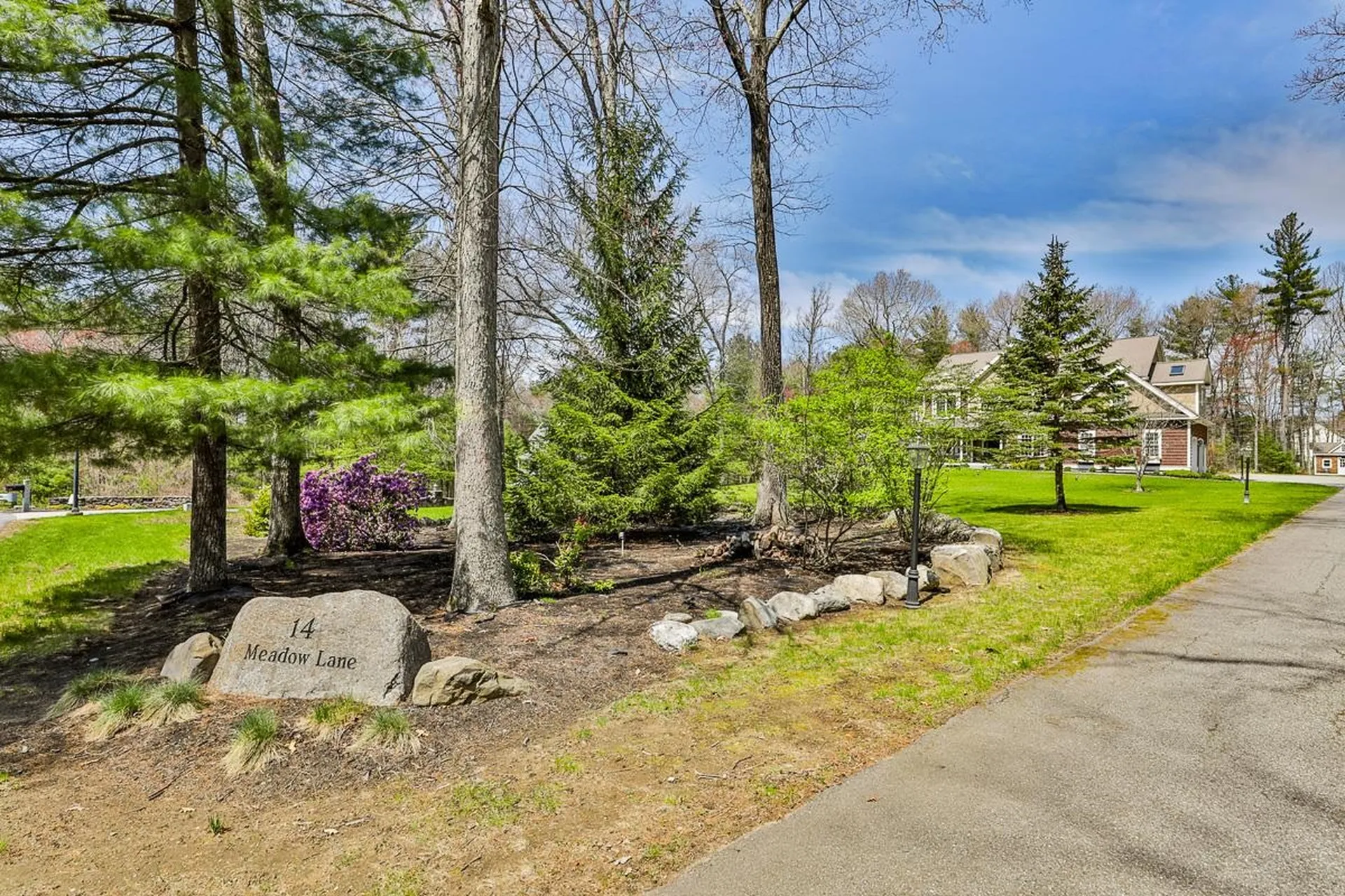 14 Meadow Lane Salem NH 03079