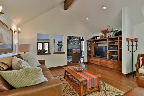263 Sparrow Hawk Road Rochester VT 05767