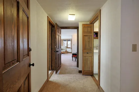 263 Sparrow Hawk Road Rochester VT 05767