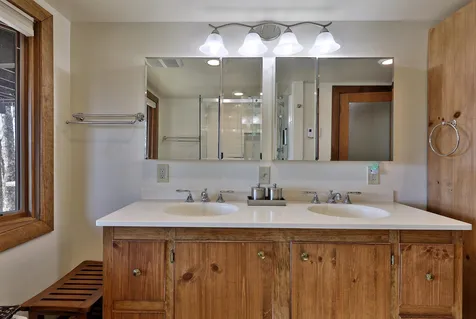 263 Sparrow Hawk Road Rochester VT 05767