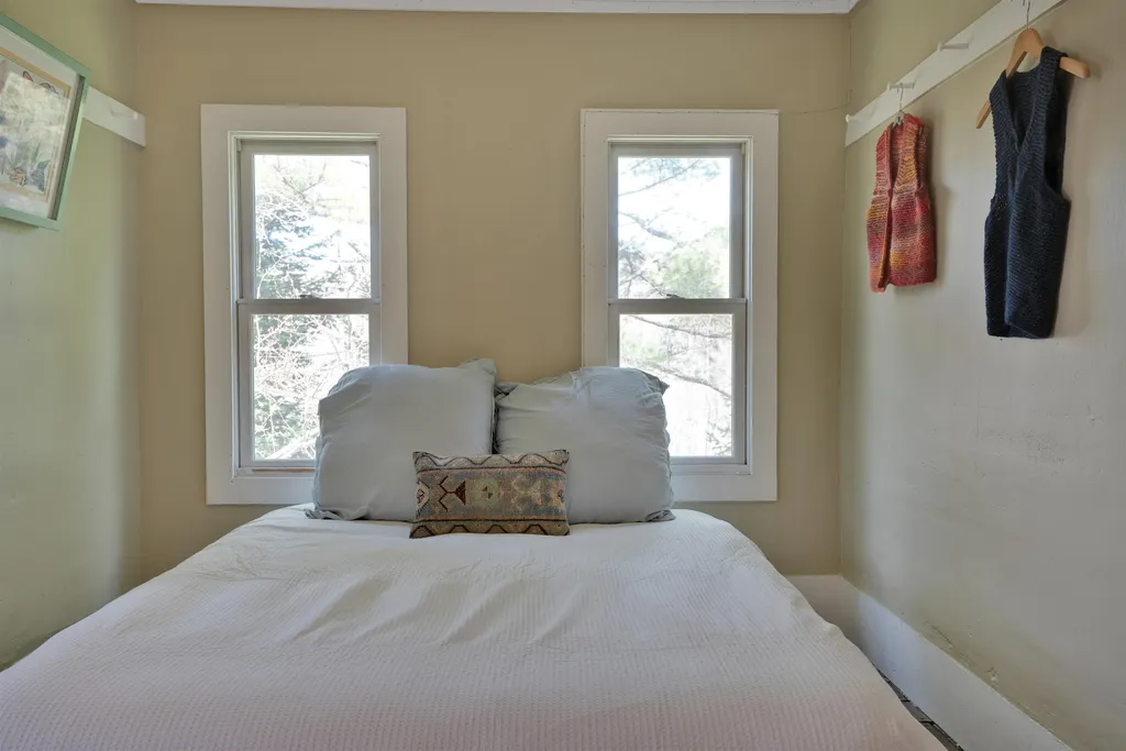 70 And 71 Goose Pond Road Hanover NH 03755