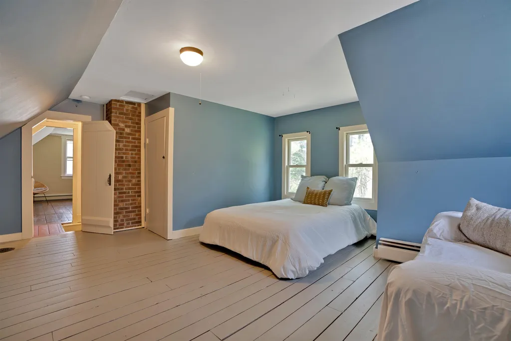 70 And 71 Goose Pond Road Hanover NH 03755