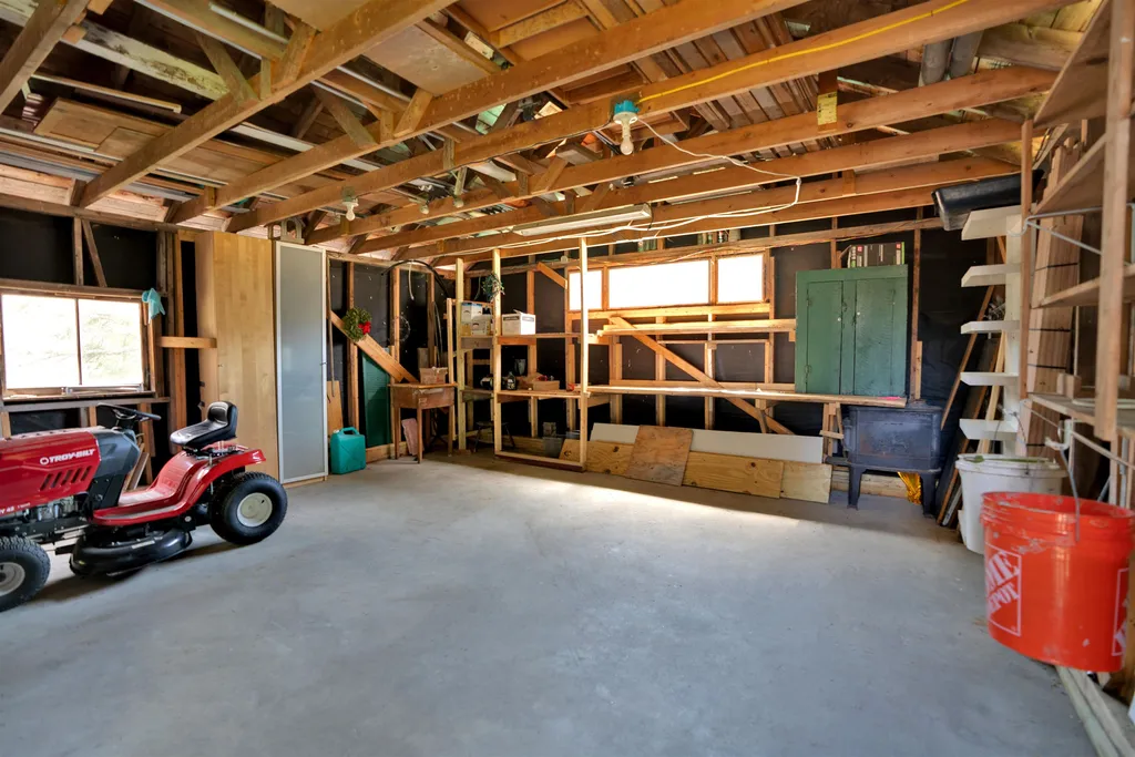 70 And 71 Goose Pond Road Hanover NH 03755