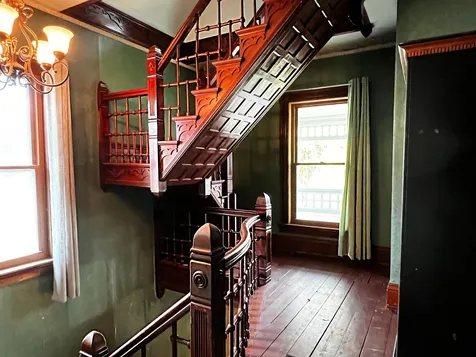 1577 Main Street St. Johnsbury VT 05819
