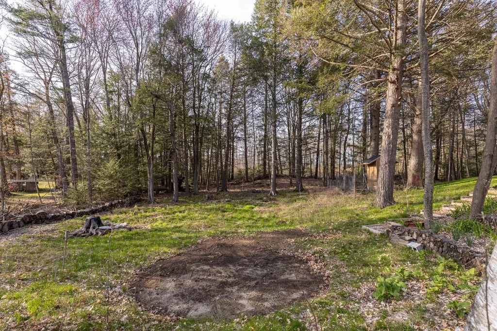 17 Allen Street Sandown NH 03873