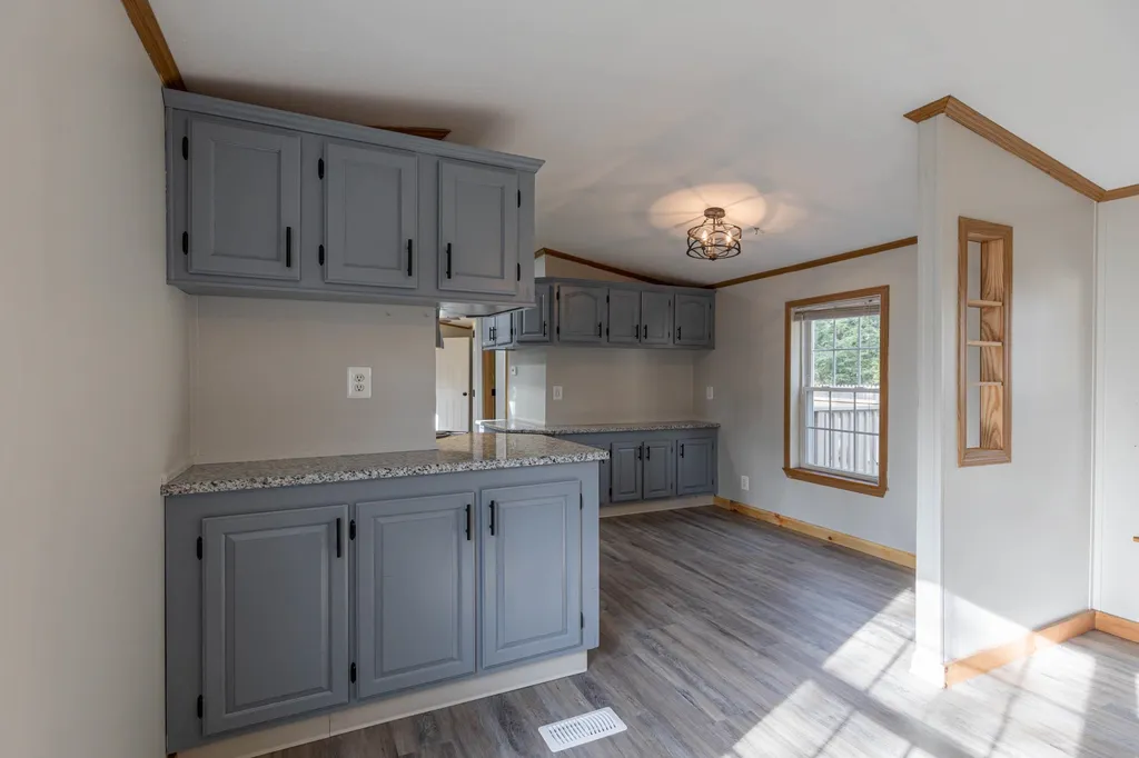 17 Allen Street Sandown NH 03873