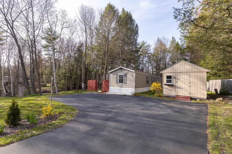 17 Allen Street Sandown NH 03873