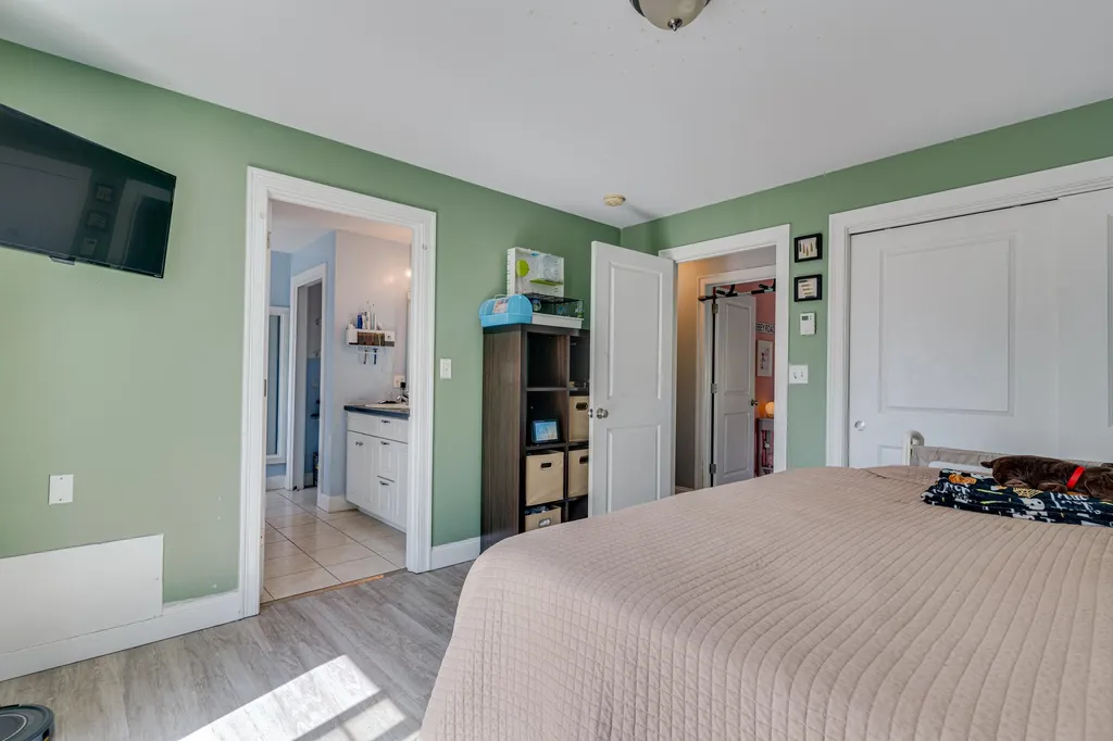 31 Samuel Hanson Avenue Dover NH 03820