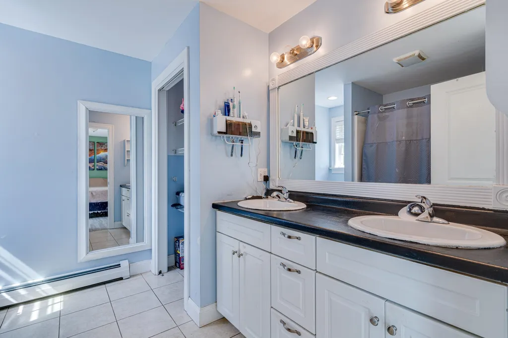 31 Samuel Hanson Avenue Dover NH 03820