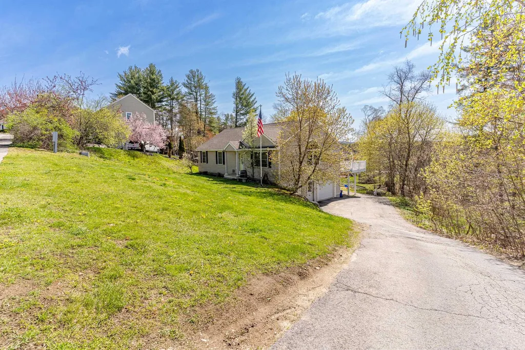 31 Samuel Hanson Avenue Dover NH 03820