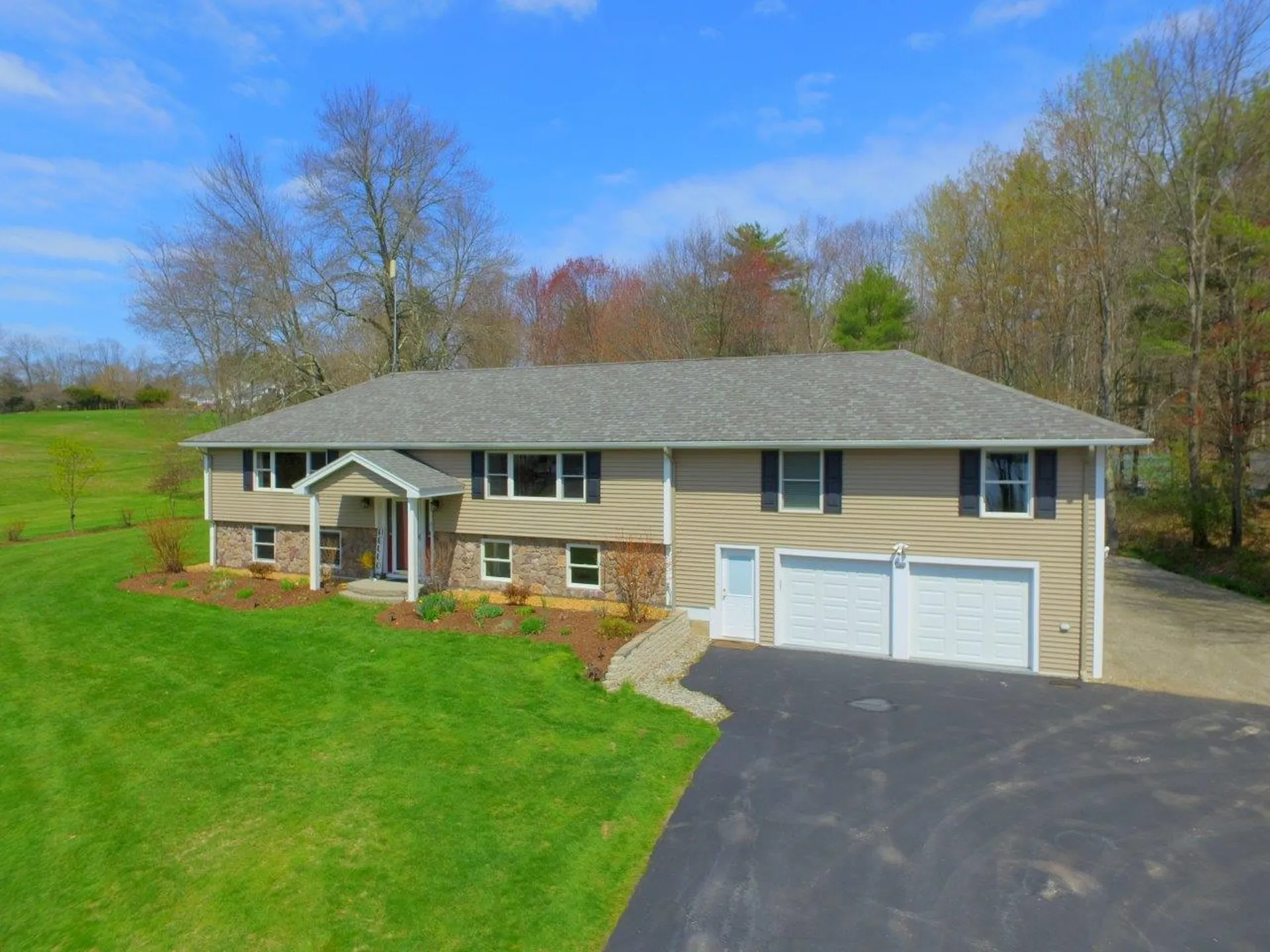 21 Piper Drive Strafford NH 03884