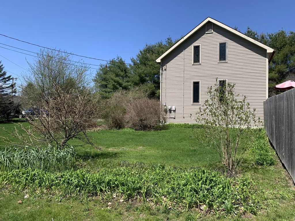 2735 East Main Street Richmond VT 05477