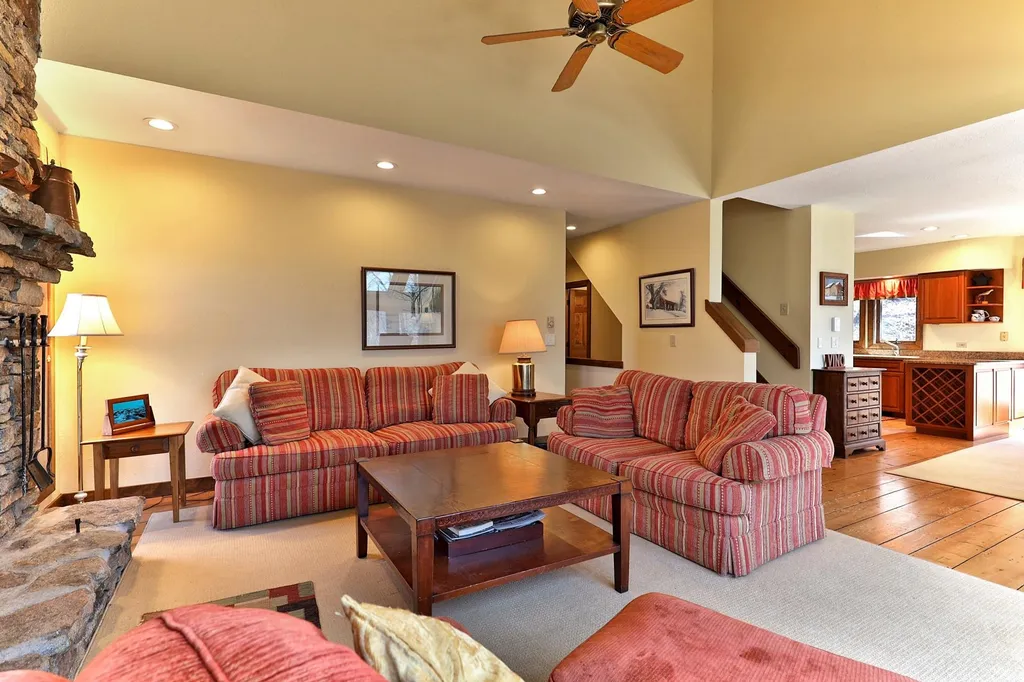 78 Coopers Trace Plymouth VT 05056