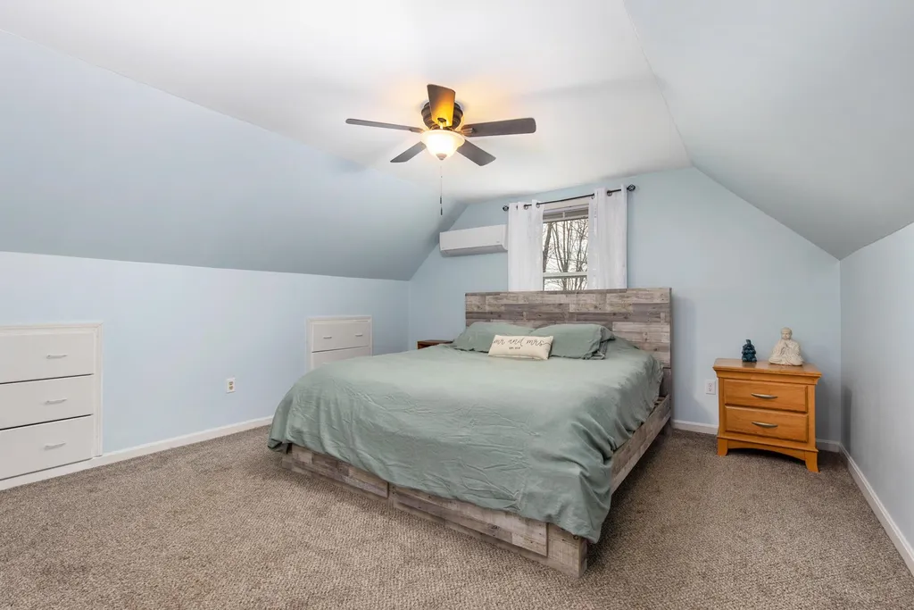 86 Green Road Raymond NH 03044