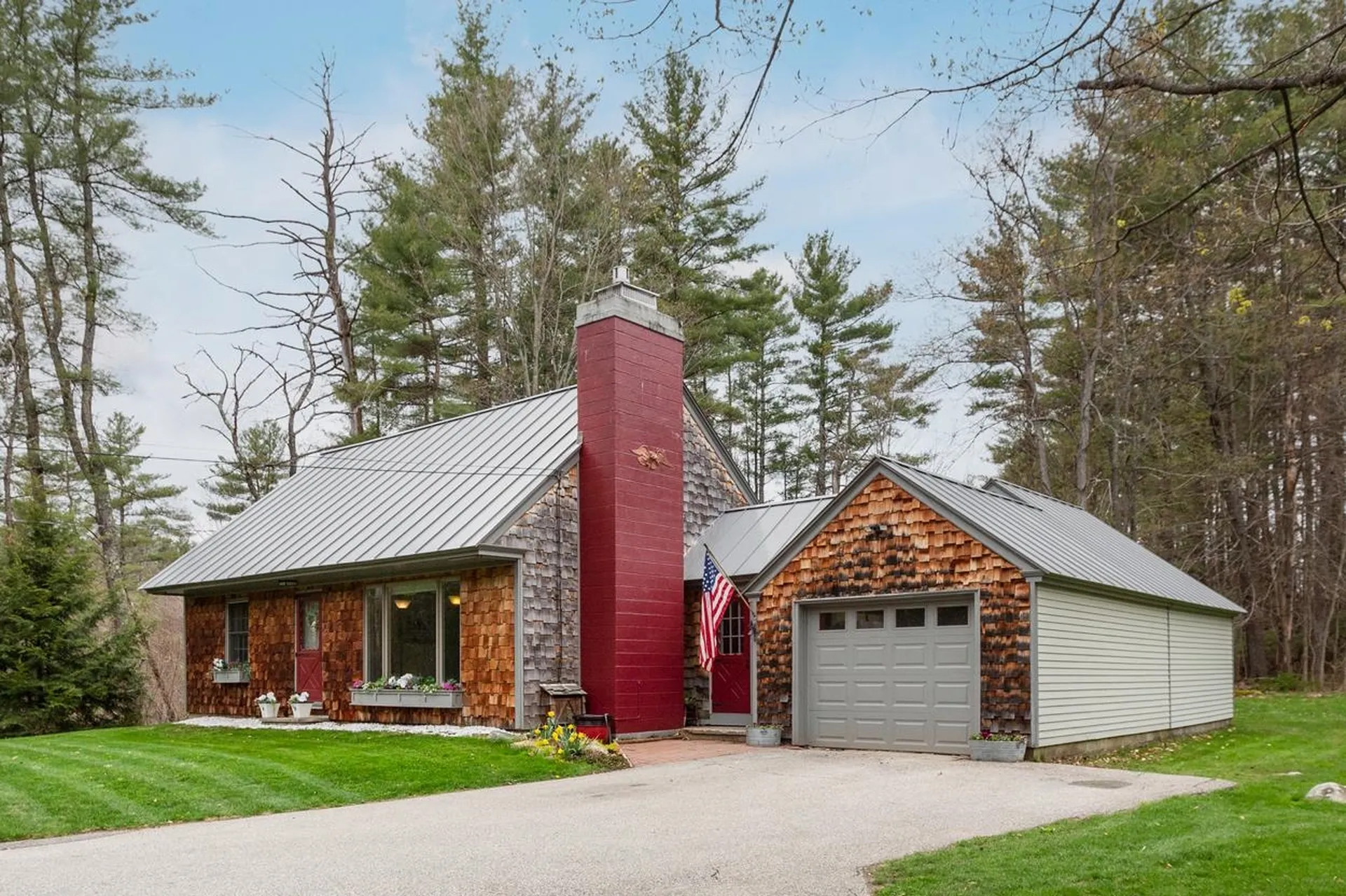 212 Hopkinton Road Concord NH 03301