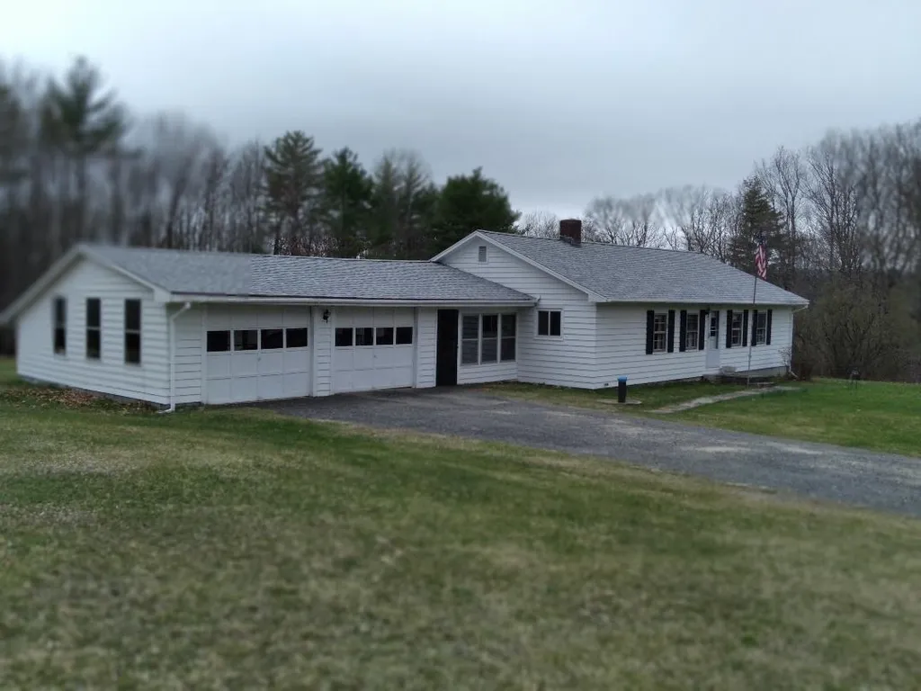 588 Glebe Road Westmoreland NH 03467