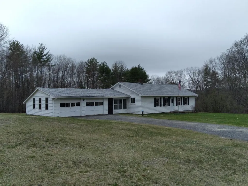 588 Glebe Road Westmoreland NH 03467