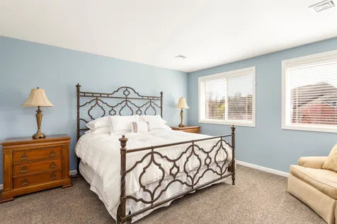 90 Hummingbird Lane South Burlington VT 05403