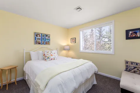 90 Hummingbird Lane South Burlington VT 05403
