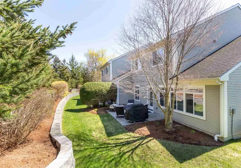 90 Hummingbird Lane South Burlington VT 05403