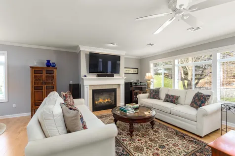 90 Hummingbird Lane South Burlington VT 05403