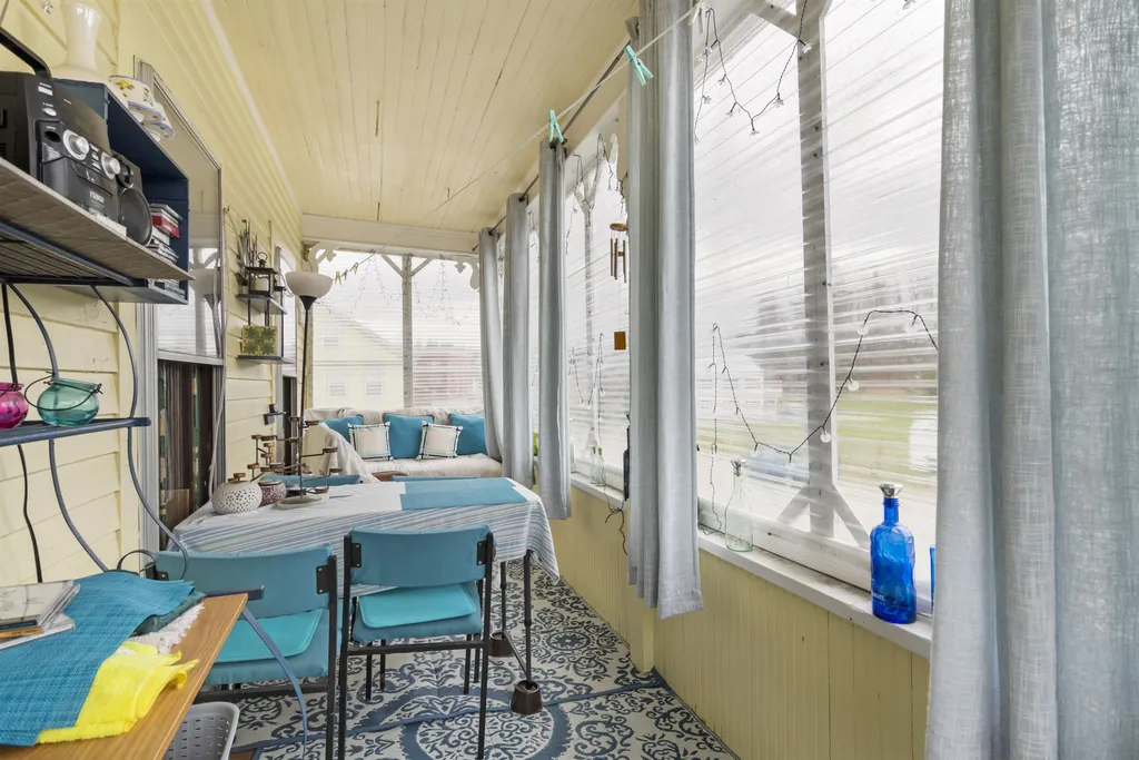 27 Elm Street Lancaster NH 03584