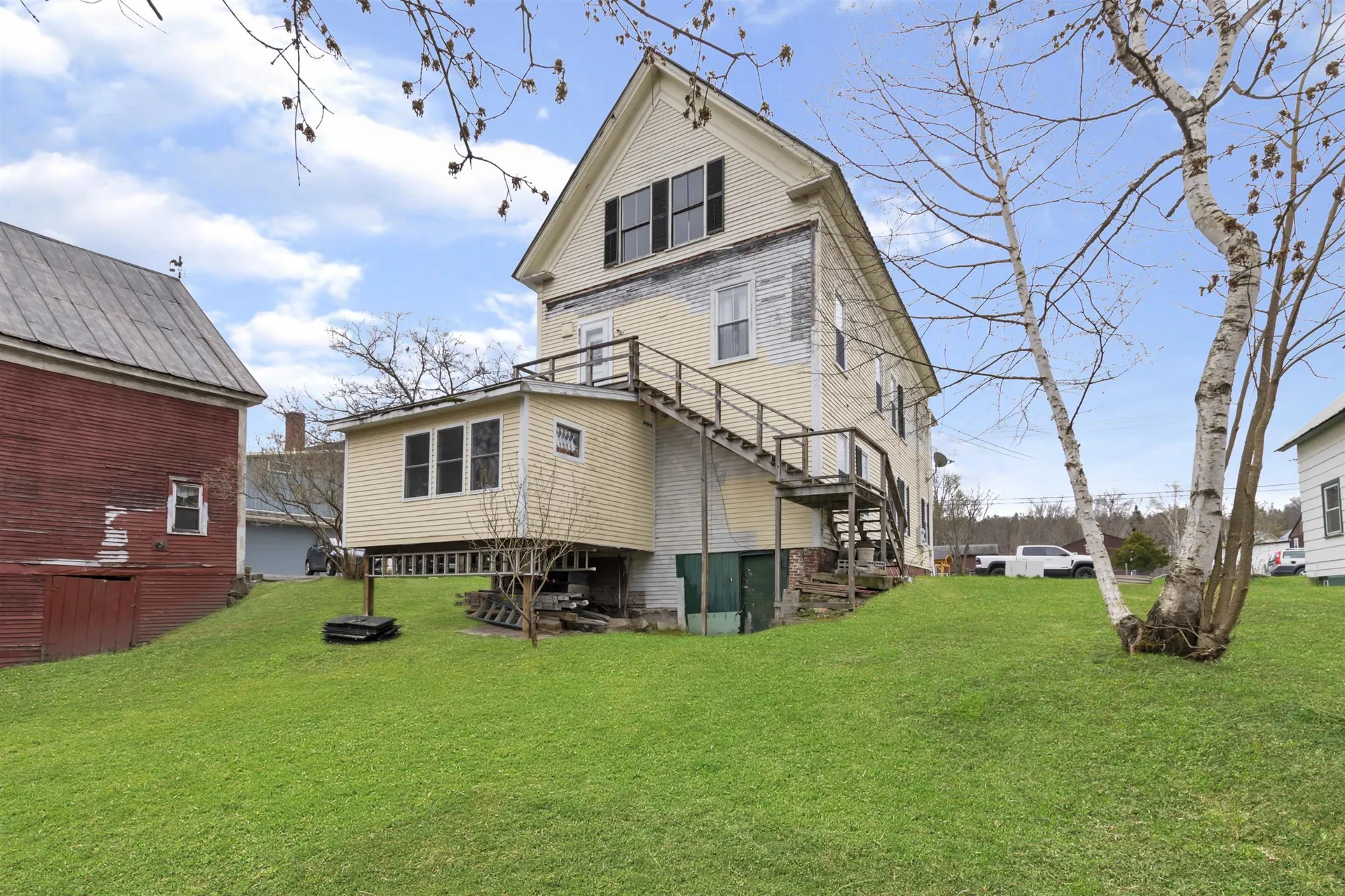 27 Elm Street Lancaster NH 03584
