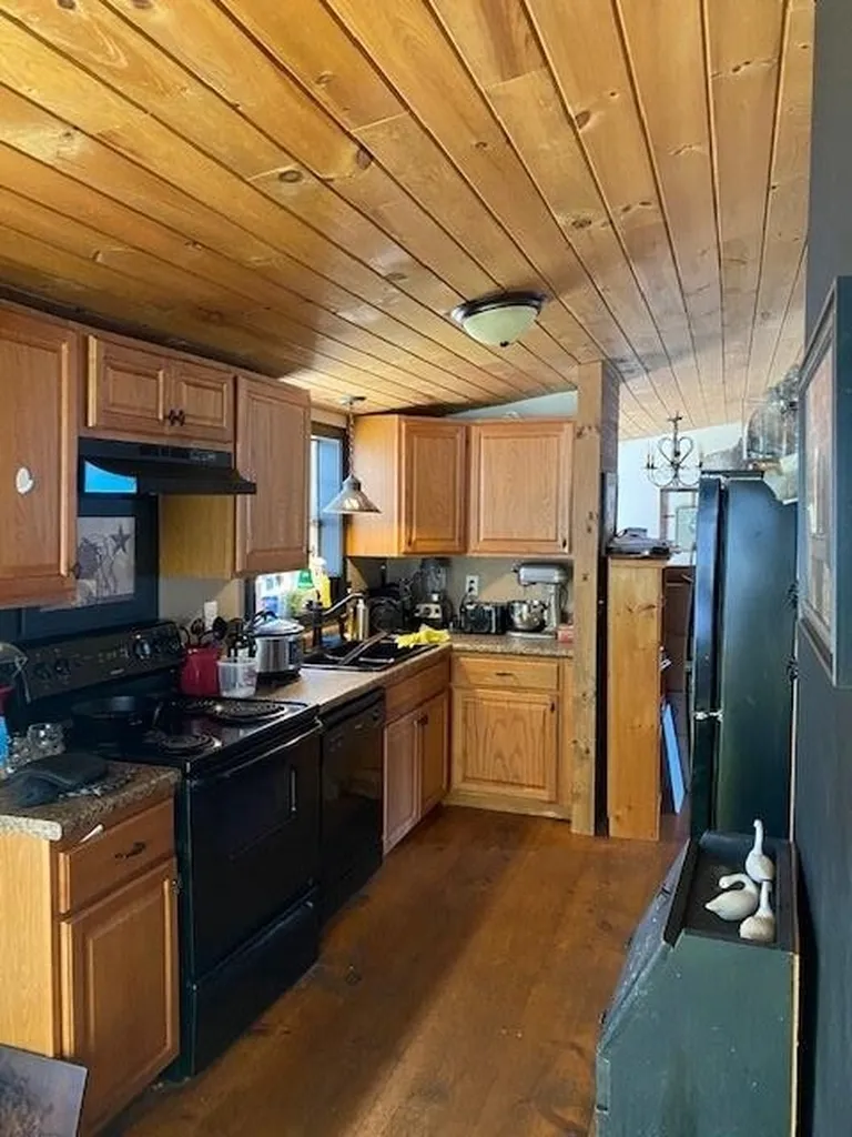 21 Cheryl Drive Allenstown NH 03275