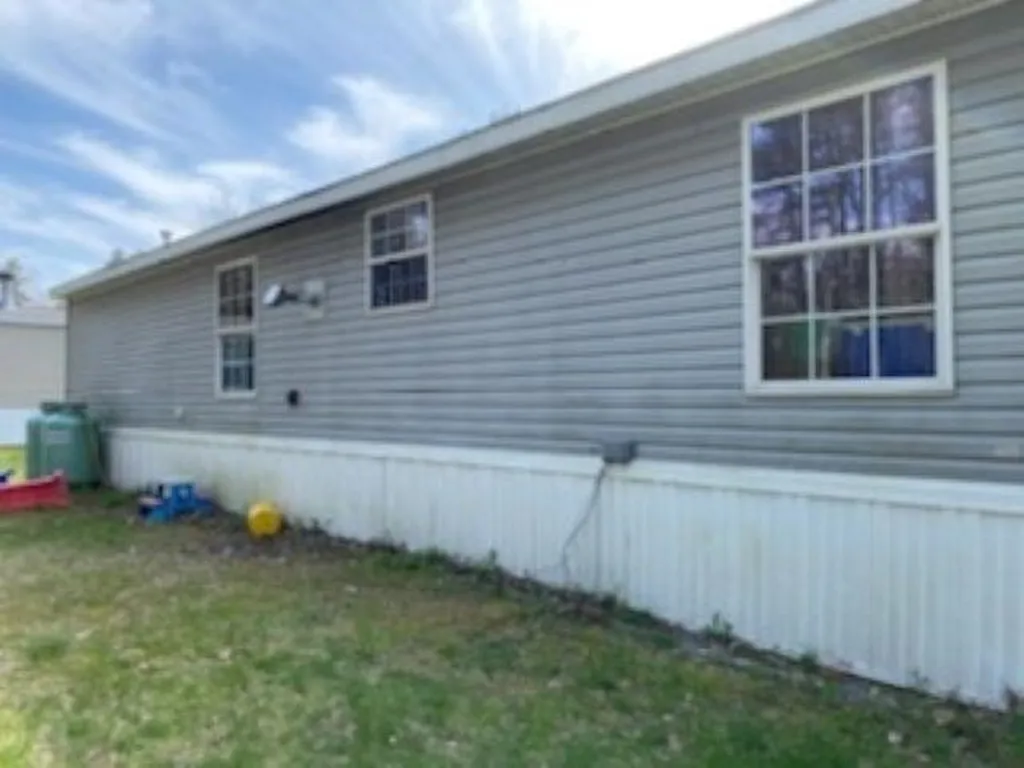 21 Cheryl Drive Allenstown NH 03275