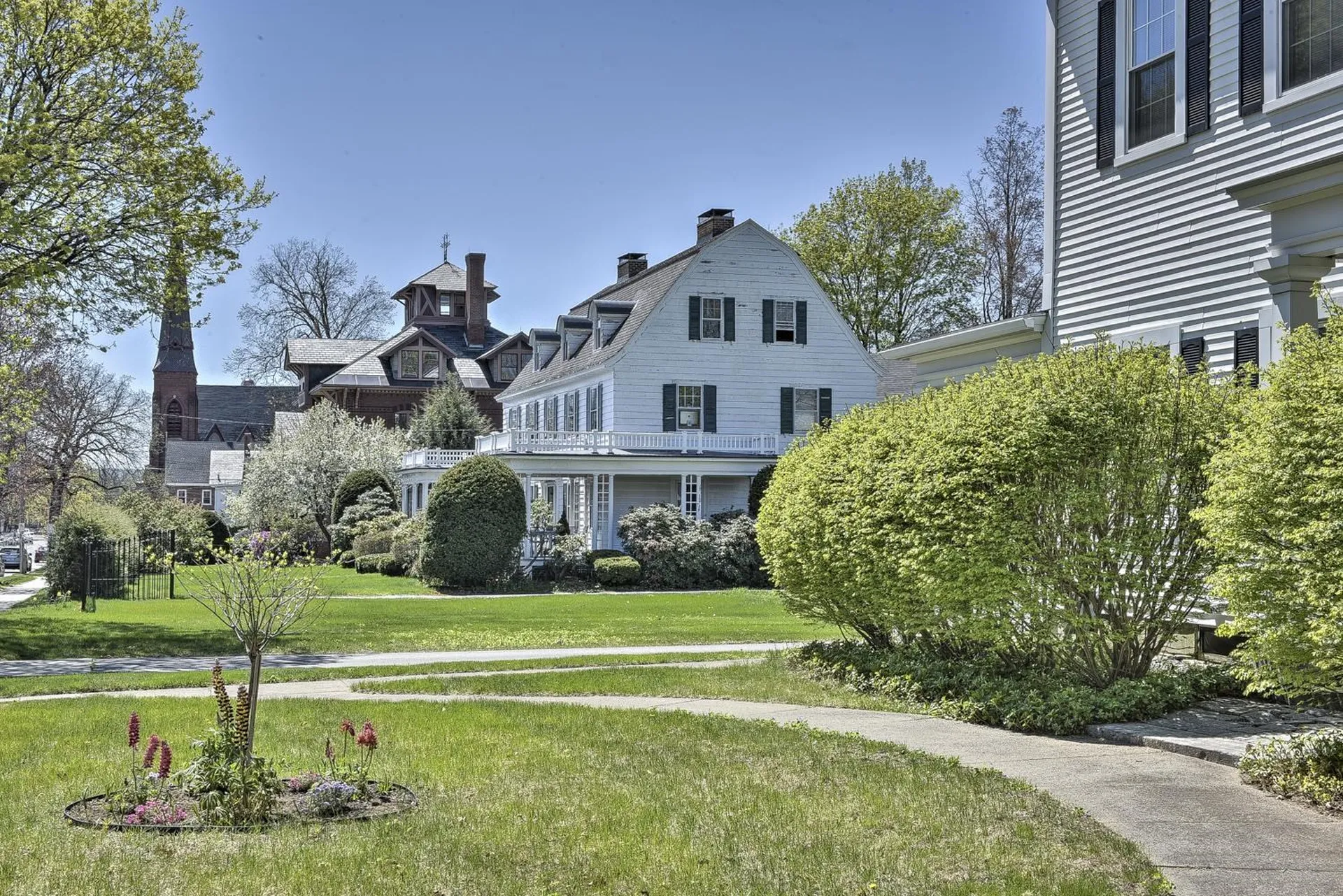110 Court Street Keene NH 03431