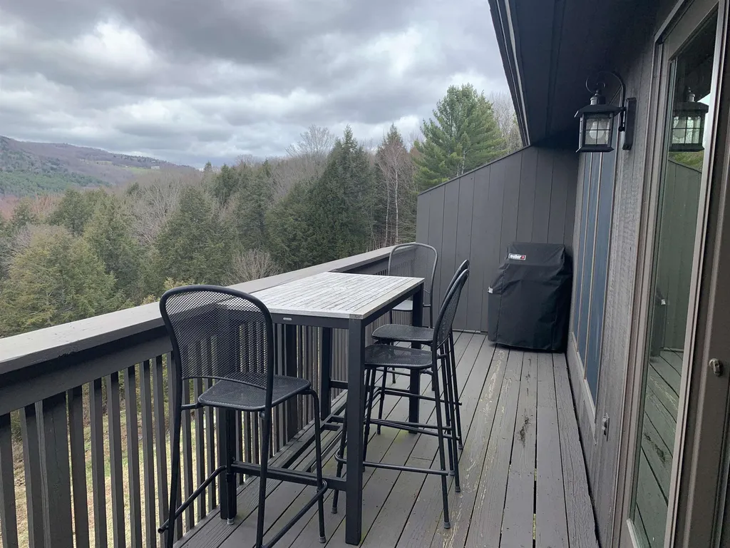 423 Alden Partridge Road Hartford VT 05059