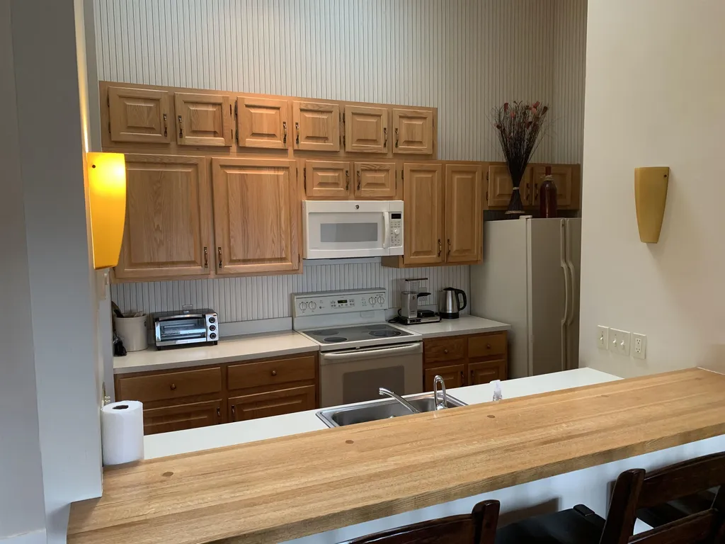 423 Alden Partridge Road Hartford VT 05059