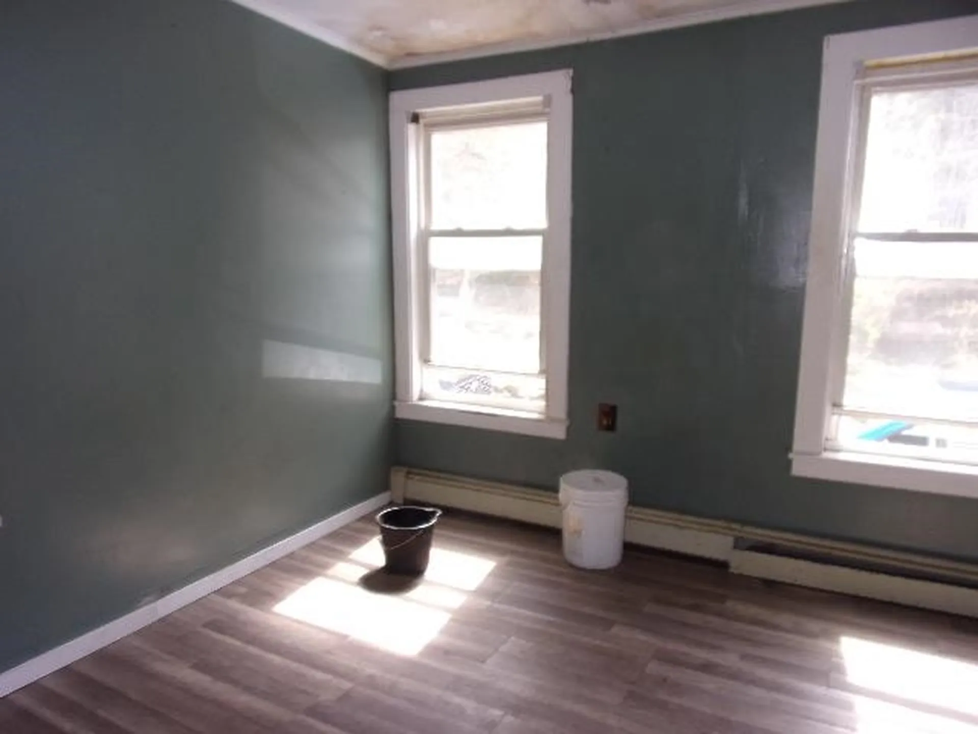 31 Clark Street Brattleboro VT 05301