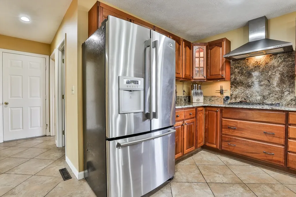 27 Dupaw Gould Road Brookline NH 03033