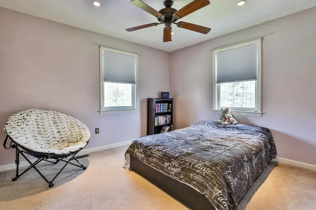 27 Dupaw Gould Road Brookline NH 03033