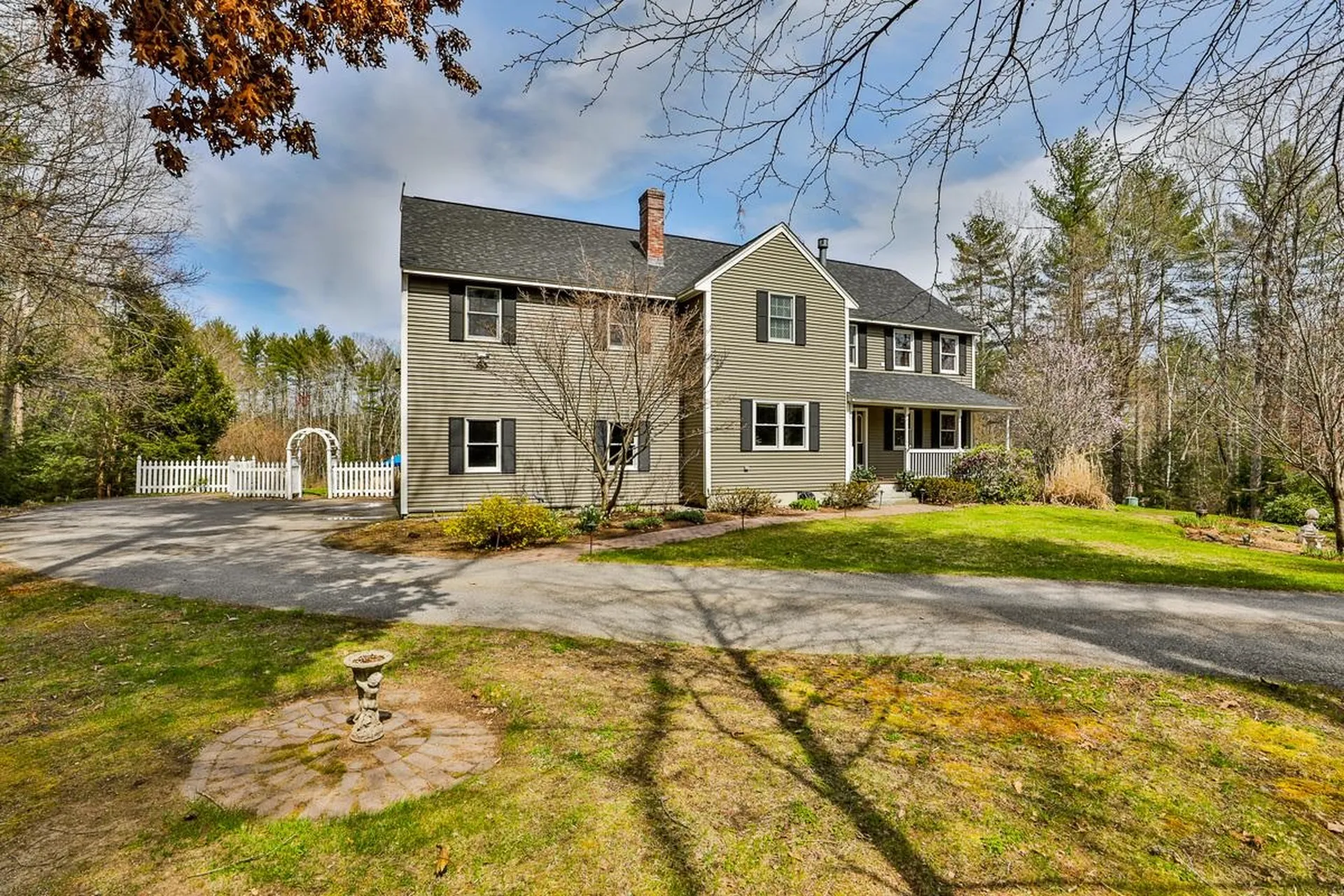 27 Dupaw Gould Road Brookline NH 03033