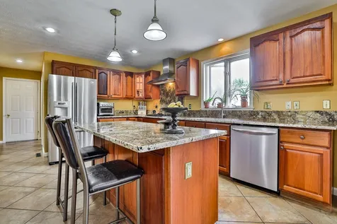 27 Dupaw Gould Road Brookline NH 03033