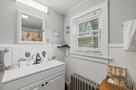 44 S Spring Street Concord NH 03301
