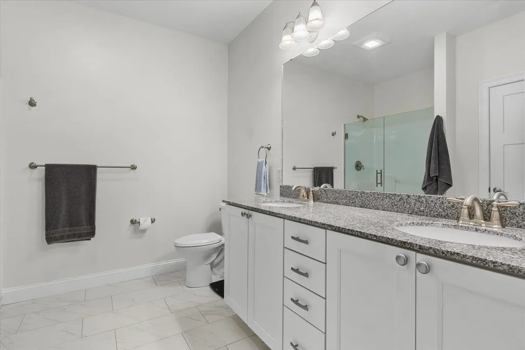 76 Chase Court Essex VT 05452