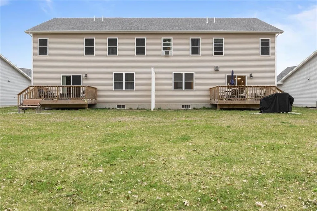 76 Chase Court Essex VT 05452