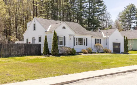 2 Summer Street Swanzey NH 03446