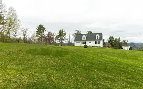 14 Homestead Road Alstead NH 03602