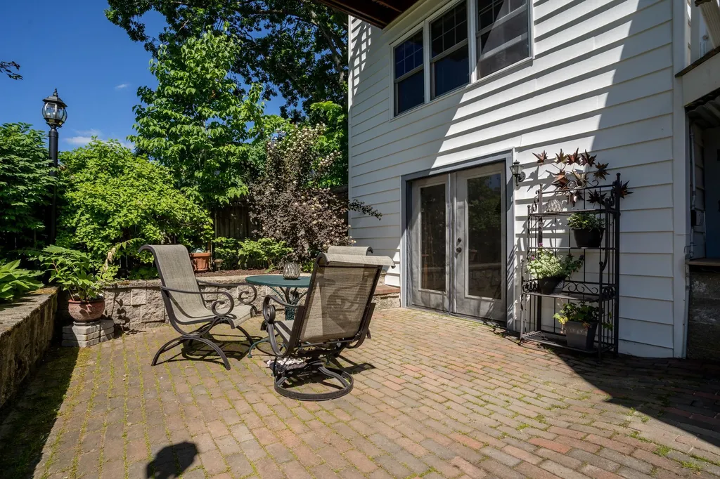 37 Oak Street Dover NH 03820